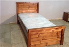 מיטת יחיד מעץ מלא